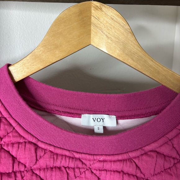 VOY Pink Quilted Puff Sleeve Sweater S - Picture 3 of 5